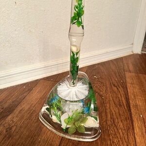 Decorative Green and White Art Piece